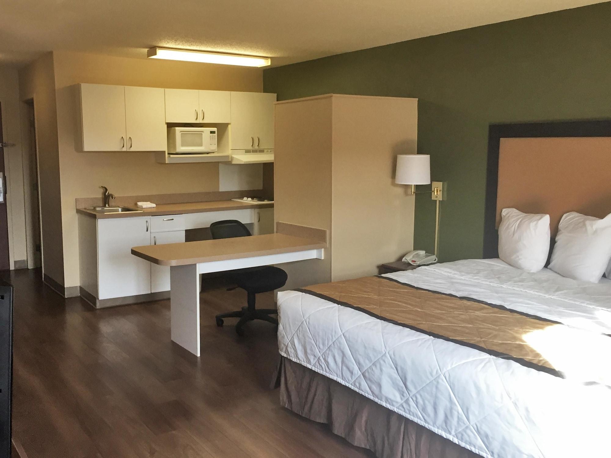 Extended Stay America Suites - Detroit - Ann Arbor - Briarwood Mall Экстерьер фото